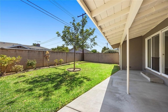 1418 E Wilshire Ave, Fullerton, CA 92831 - view of yard featuring a patio