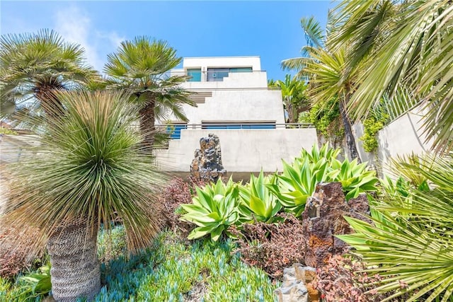 153 Cedar Way, Laguna Beach, CA 92651 - view of side of property