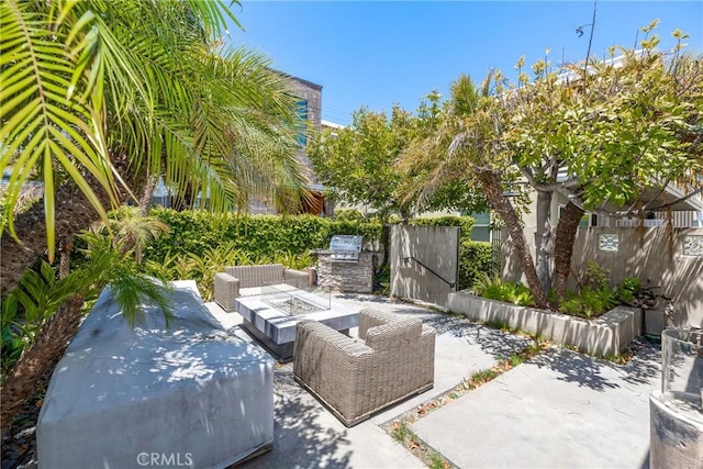 151 Cedar Way, Laguna Beach, CA 92651 - view of patio / terrace featuring area for grilling and an outdoor living space