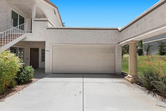 491 Desert Falls Dr N, Palm Desert, CA 92211 - garage with driveway