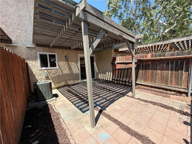 2394 Gonzaga Ln, Riverside, CA 92507 - fenced backyard featuring a patio area
