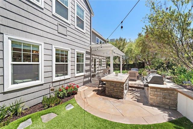 11 Markham Ln, Ladera Ranch, CA 92694 - view of patio featuring a pergola and outdoor dining space