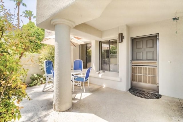 353 N Hermosa Dr Unit 7C1, Palm Springs, CA 92262 - view of patio / terrace with outdoor dining area