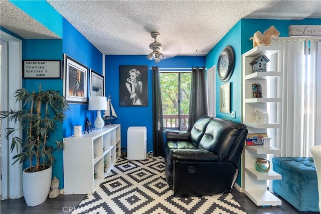 320 W Walnut St Unit 6, Ontario, CA 91762 - living area featuring a textured ceiling