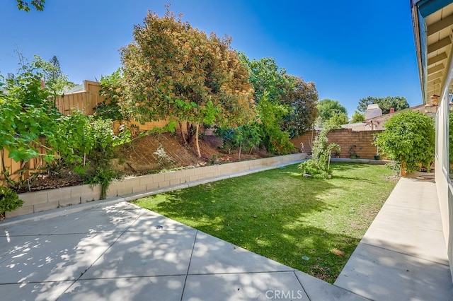 2600 Brynwood Pl, West Covina, CA 91792 - view of yard featuring a patio area