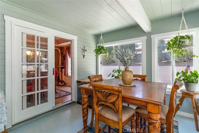 1290 3rd, Calimesa, CA 92320 - sunroom / solarium with beam ceiling
