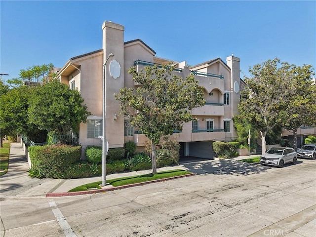 10659 Bloomfield St, Toluca Lake, CA 91602 - view of building exterior