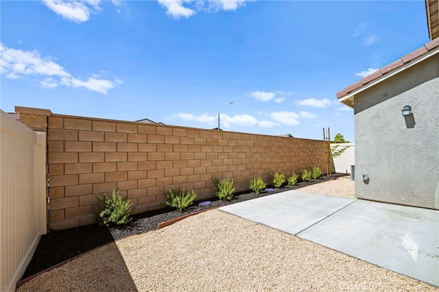 30769 Impala Ct, Winchester, CA 92596 - fenced backyard with a patio