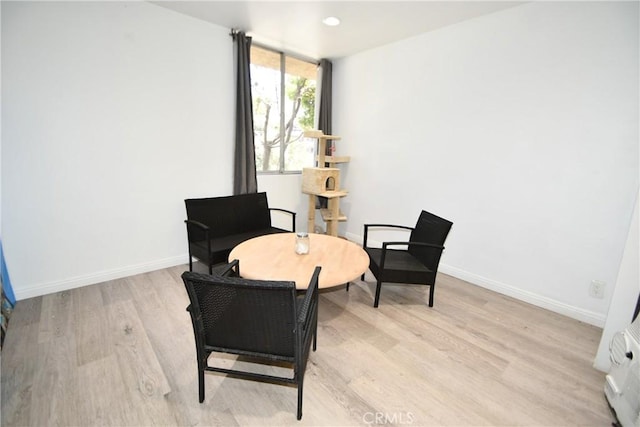 7309 Franklin Ave Unit 105, Los Angeles, CA 90046 - living area with light wood-style floors and baseboards