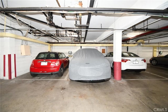 7309 Franklin Ave Unit 105, Los Angeles, CA 90046 - view of parking deck
