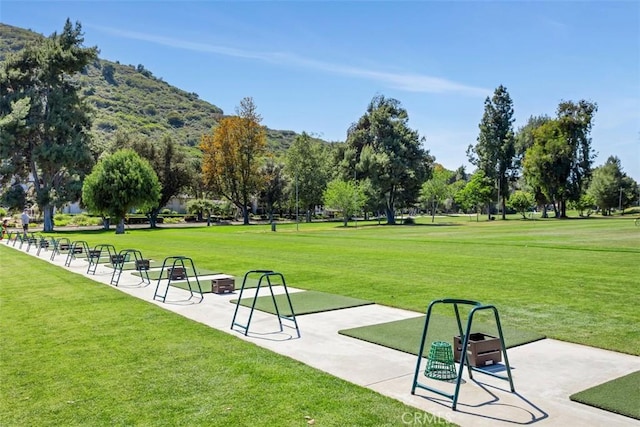 4119 Oak Island Ln, Fallbrook, CA 92028 - view of community featuring a yard