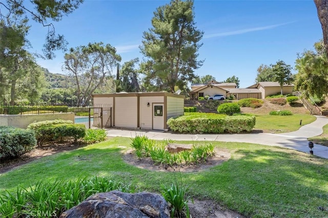 4119 Oak Island Ln, Fallbrook, CA 92028 - view of yard with an outbuilding and a gate