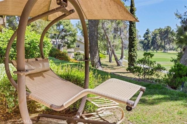 4119 Oak Island Ln, Fallbrook, CA 92028 - view of green lawn