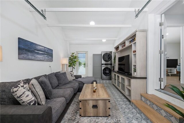21322 S Western Ave, Torrance, CA 90501 - living room with stacked washer / dryer and beamed ceiling