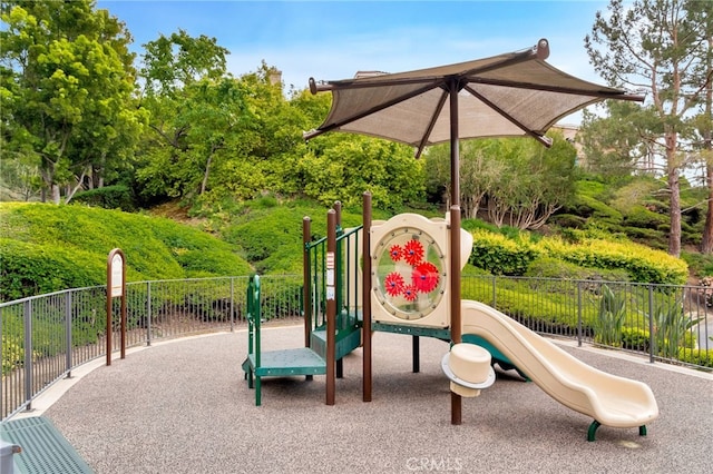 28747 La Triana, Laguna Niguel, CA 92677 - view of community play area