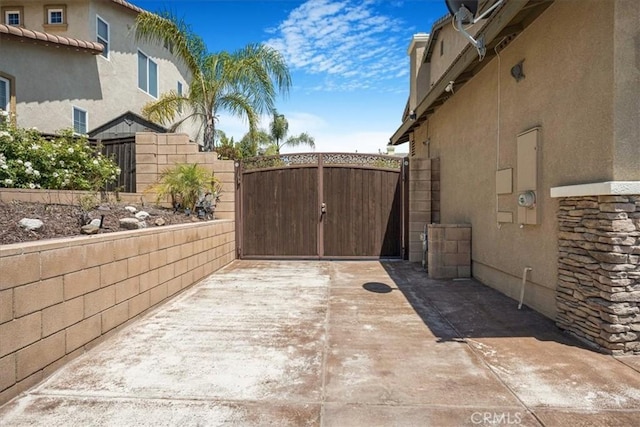 12614 Torrey Pine Rd, Moreno Valley, CA 92555 - view of patio featuring a gate