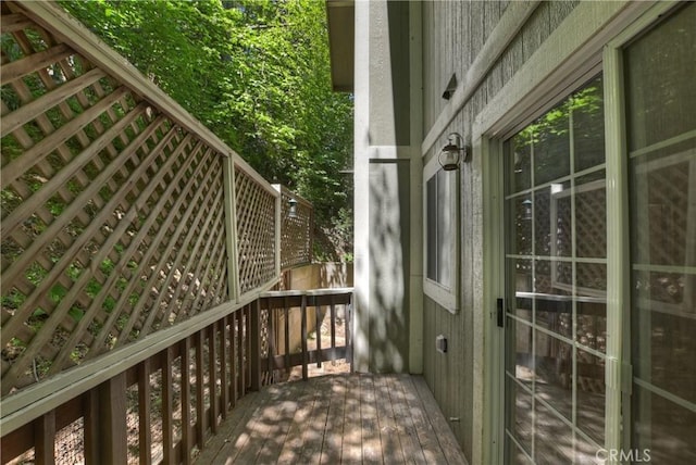 23819 Scenic Dr, Crestline, CA 92325 - view of deck