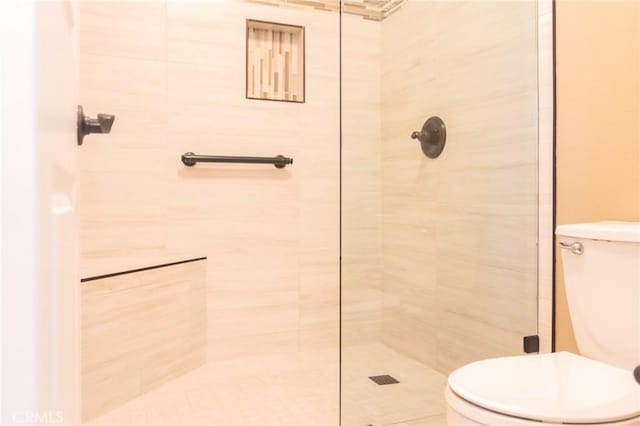 980 Creston Way, Beaumont, CA 92223 - bathroom with toilet and tiled shower