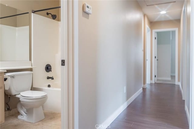 980 Creston Way, Beaumont, CA 92223 - corridor with wood finished floors and baseboards