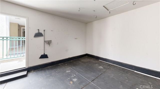 4322 Waterside Ln, Oxnard, CA 93035 - unfurnished room with baseboards