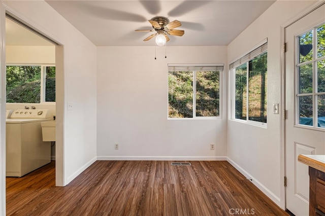 64 Rebie Way, Oroville, CA 95966 - unfurnished room with washer / clothes dryer, wood finished floors, a ceiling fan, and baseboards