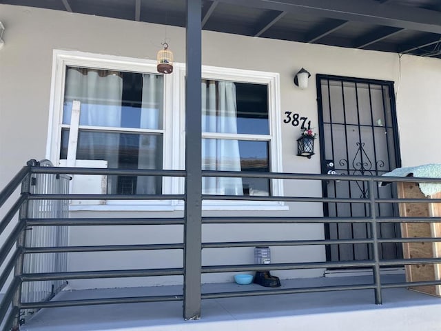 386771 Menlo Ave, San Diego, CA 92105 - view of exterior entry featuring stucco siding