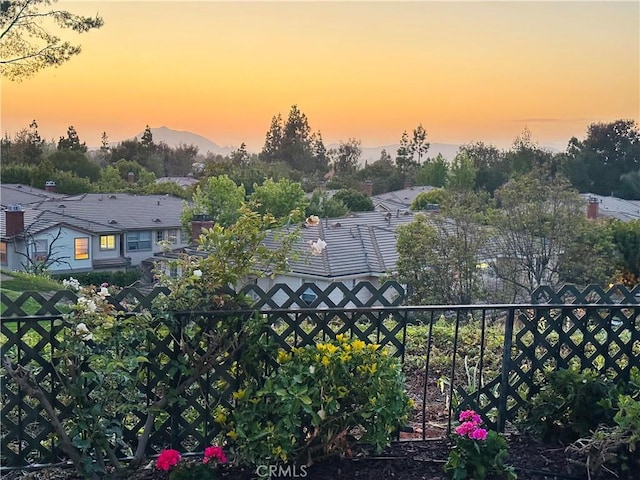659 Valley Oak Ln, Newbury Park, CA 91320 - view of yard at dusk