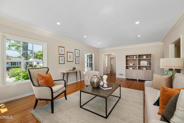 1421 Oneonta Knl, South Pasadena, CA 91030 - living area featuring crown molding, baseboards, wood finished floors, and recessed lighting