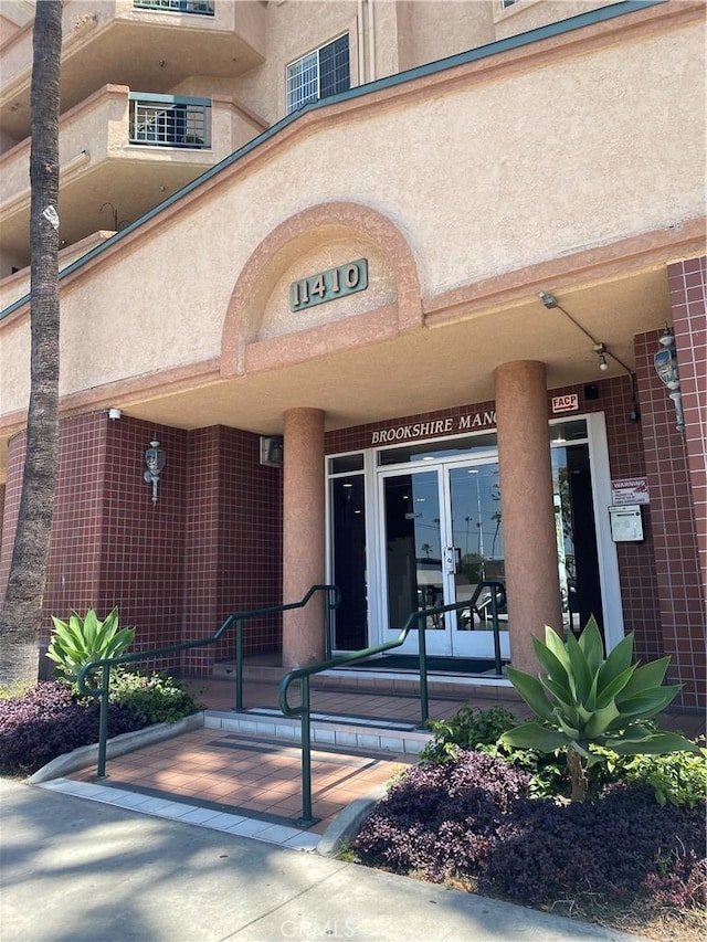 11410 Brookshire Ave Unit 319, Downey, CA 90241 - photo 1