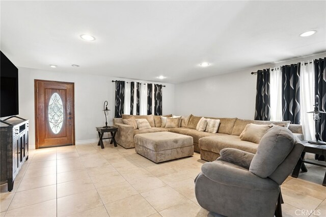 25 Del Brienza, Lake Elsinore, CA 92532 - living area with recessed lighting and light tile patterned floors