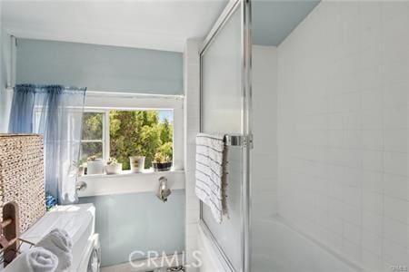 426 Ivy St, Glendale, CA 91204 - view of full bath