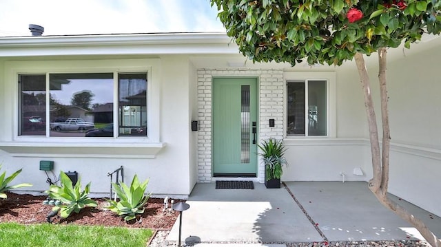 2737 Lorenzo Ave, Costa Mesa, CA 92626 - entrance to property featuring stucco siding