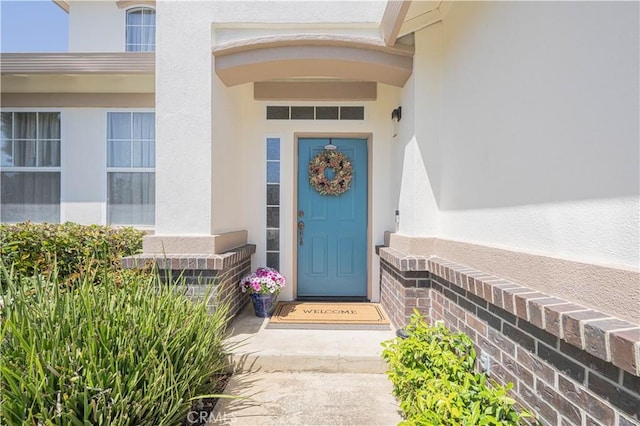 429 Tudor Way, Salinas, CA 93906 - doorway to property with stucco siding
