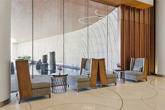 888 W E St Unit 505, San Diego, CA 92101 - lobby featuring a towering ceiling
