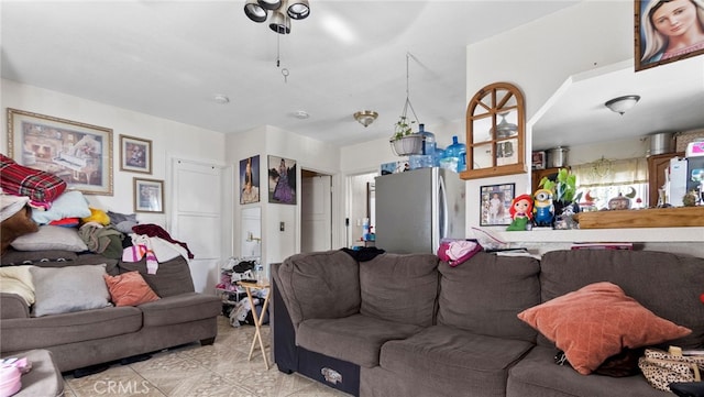 413 E 81st St, Los Angeles, CA 90003 - view of living area