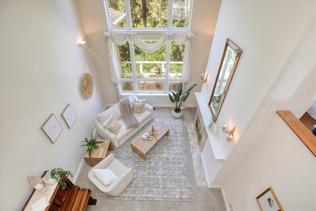 455 Chiswick Way, Cambria, CA 93428 - carpeted living area with a high ceiling