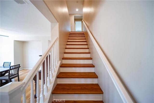 30802 Terrace View Cir, Temecula, CA 92591 - view of stairway