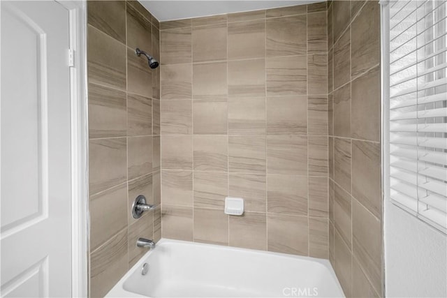 4617 Alekona Ct, Cypress, CA 90630 - full bath with  shower combination