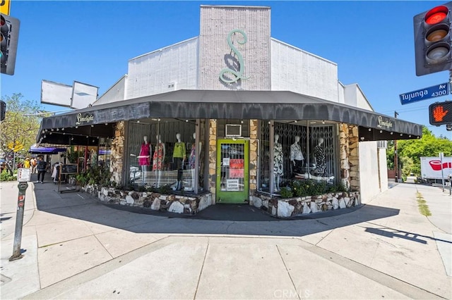 4180 Tujunga Ave, Studio City, CA 91604 - view of building exterior