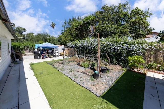 22892 Palm Ave, Grand Terrace, CA 92313 - fenced backyard with a patio