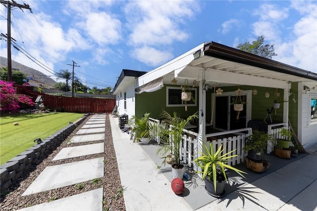 22892 Palm Ave, Grand Terrace, CA 92313 - view of covered porch