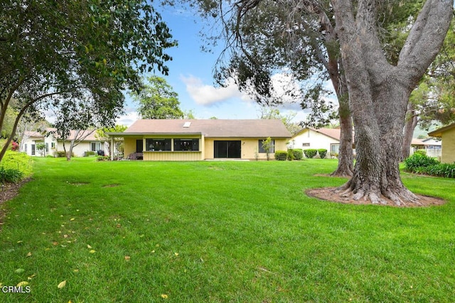 41019 Village 41, Camarillo, CA 93012 - rear view of house featuring a yard