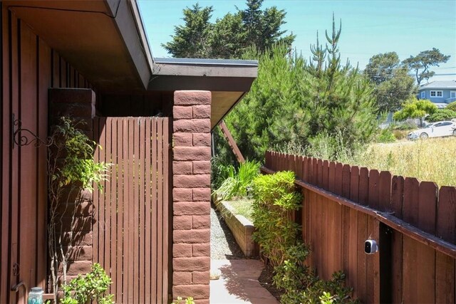 798 Drake St, Cambria, CA 93428 - photo 40