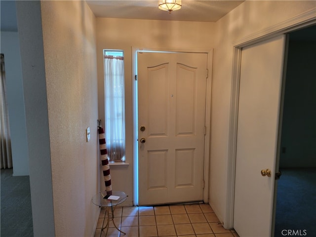 2368 Beechwood Way, Madera, CA 93637 - entryway with light tile patterned flooring