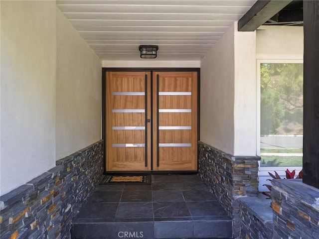3504 Hightide Dr, Rancho Palos Verdes, CA 90275 - doorway to property featuring stucco siding and stone siding