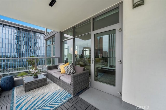 400 W Ocean Blvd Unit 605, Long Beach, CA 90802 - view of balcony