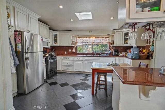 15514 Lull St, Van Nuys, CA 91406 - photo 9