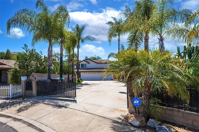 1250 Kinglake Dr, Diamond Bar, CA 91789 - gate with a fenced front yard