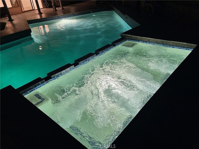 1250 Kinglake Dr, Diamond Bar, CA 91789 - view of pool with a pool with connected hot tub