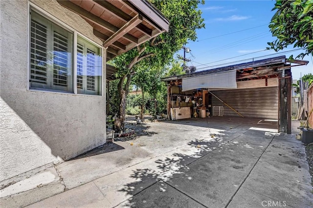 3163 La Clede Ave, Los Angeles, CA 90039 - view of patio with concrete driveway